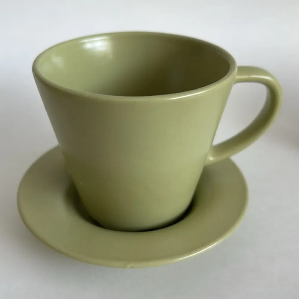 IKEA Set of 4 Dinera Green Matte Stoneware Cups and Saucers